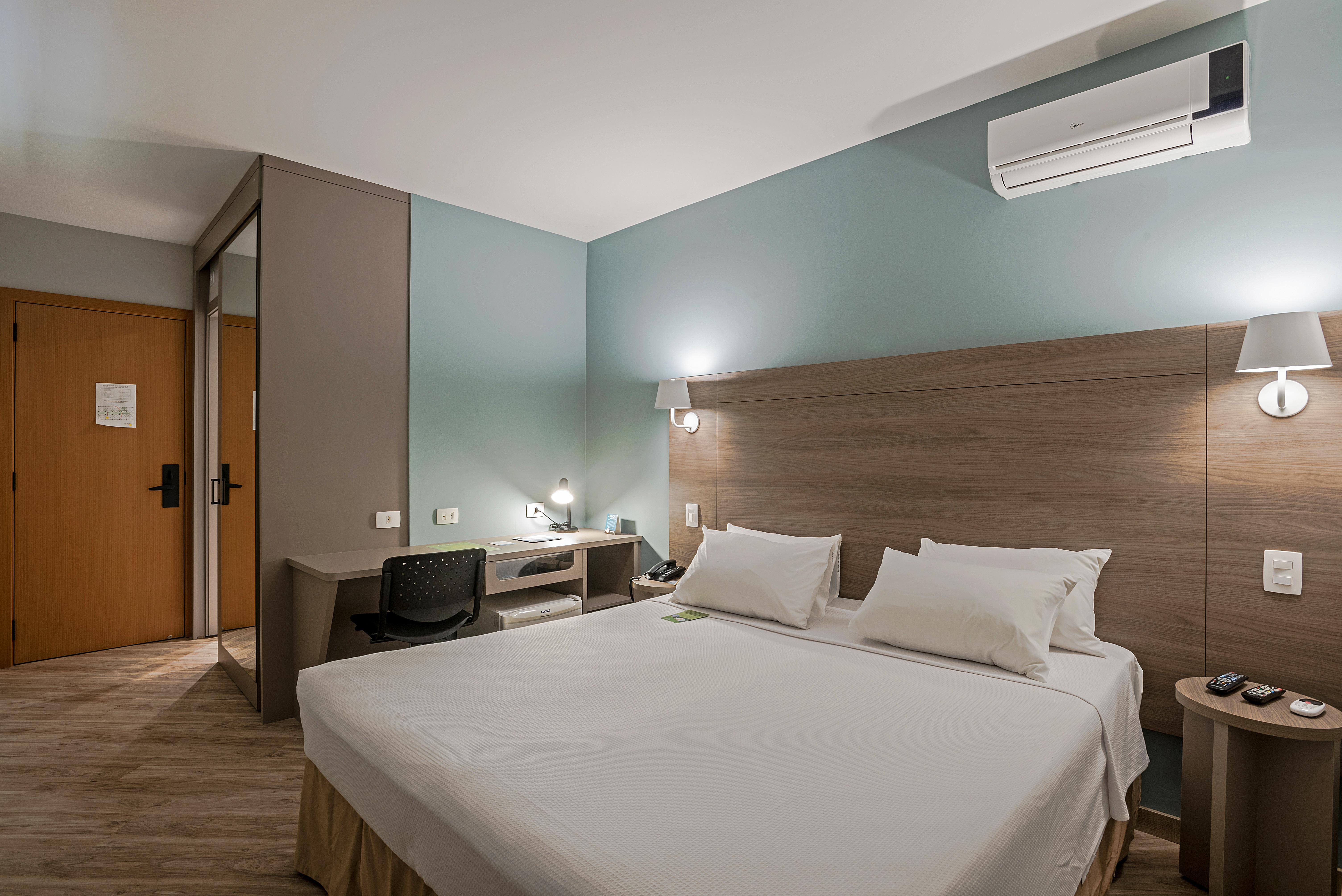 Hotel Slim Curitiba Alto Da XV Zewnętrze zdjęcie