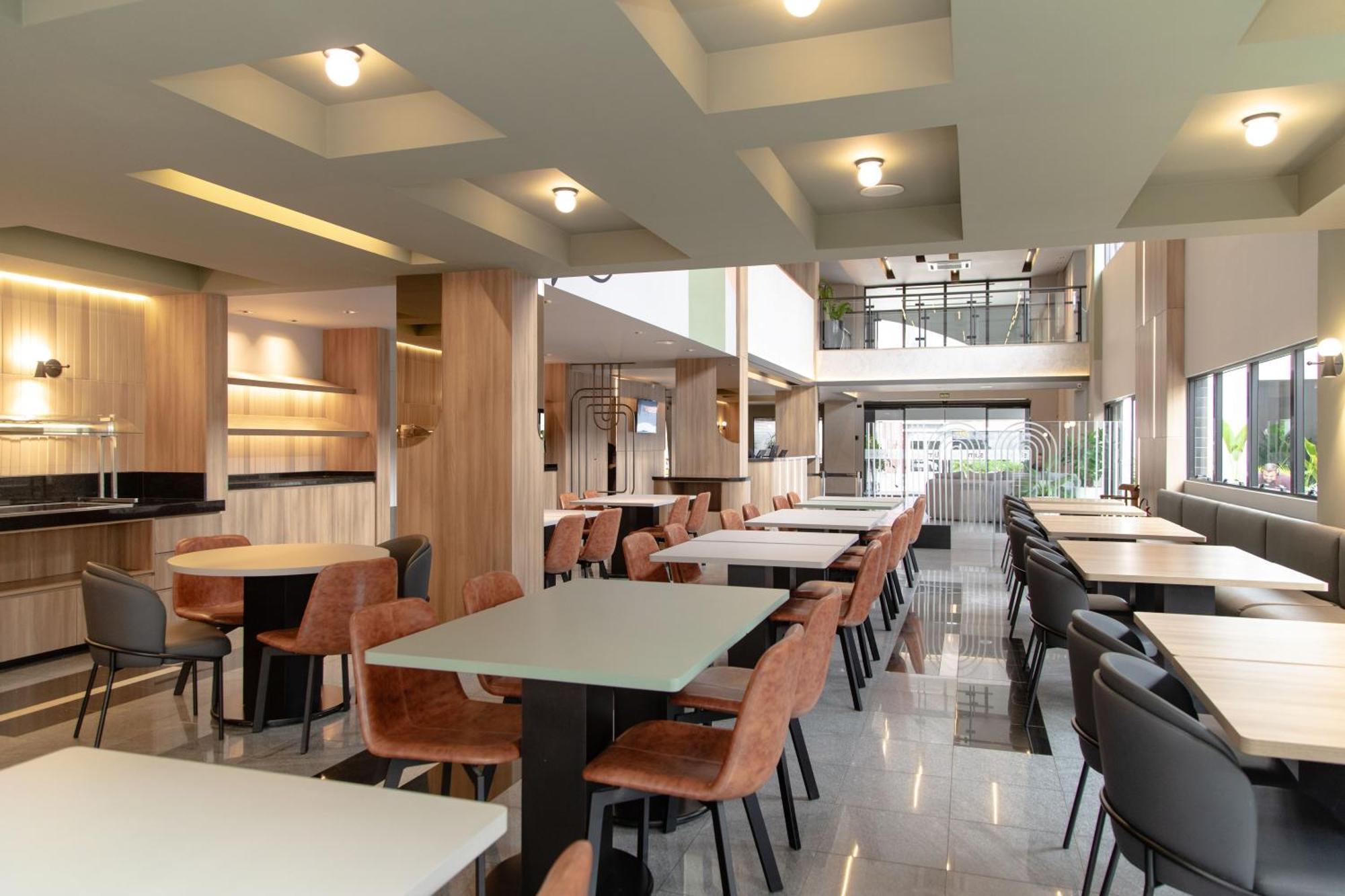 Hotel Slim Curitiba Alto Da XV Zewnętrze zdjęcie