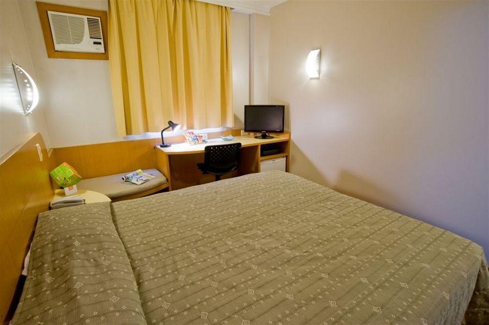 Hotel Slim Curitiba Alto Da XV Zewnętrze zdjęcie