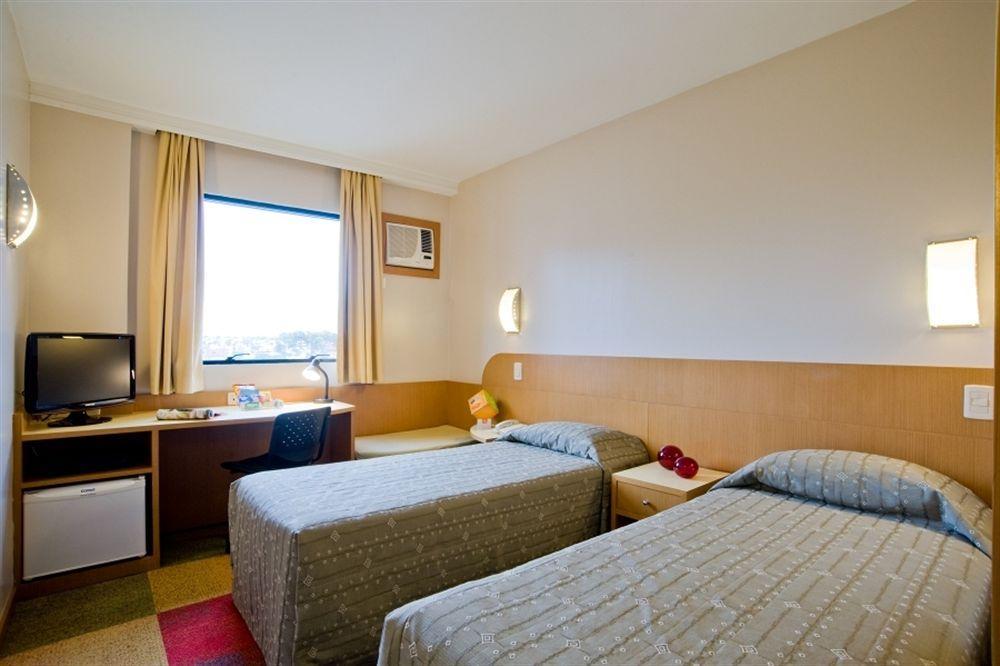 Hotel Slim Curitiba Alto Da XV Zewnętrze zdjęcie